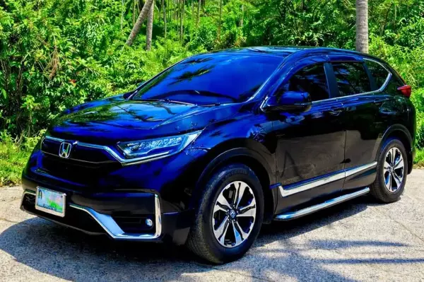 Honda CR-V for rent in Thailand