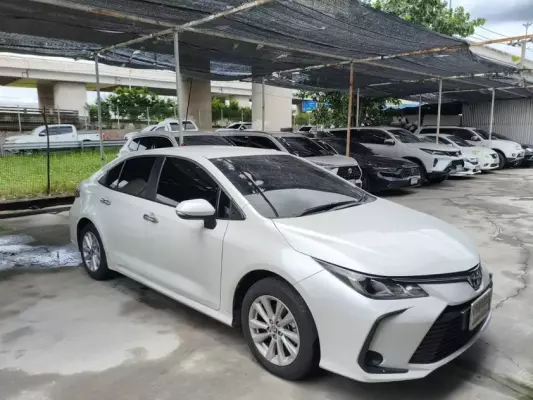 Toyota Corolla Altis for rent in Samut Prakan