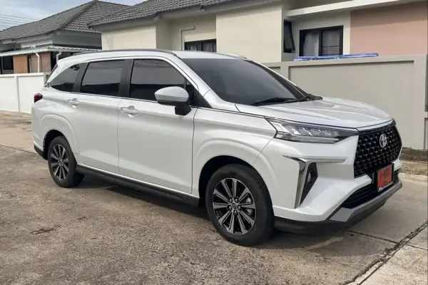 Toyota Veloz for rent in Don Sak